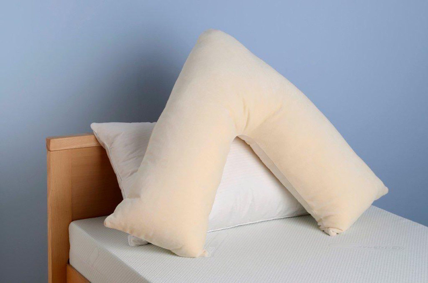 Putnams Leg Rest - Leg Raiser Bed Pillow